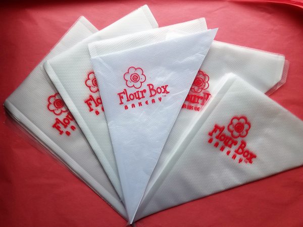 100 Tipless 13  (Large) Disposable Icing Bags Hot on Sale